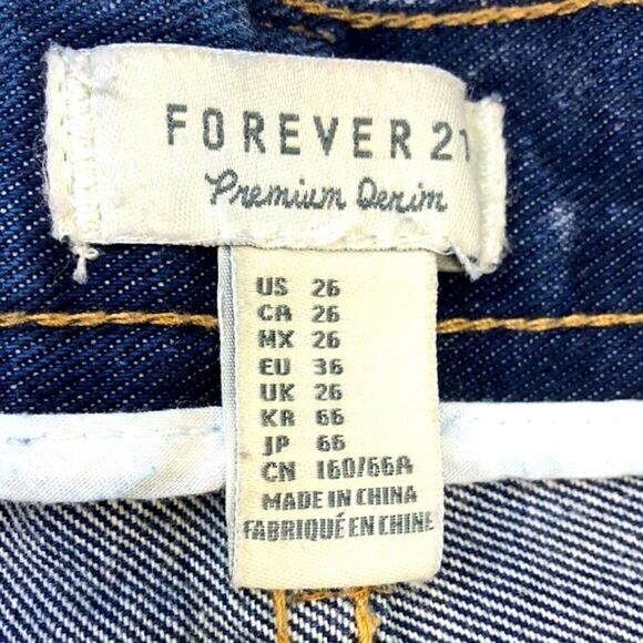 FOREVER 21 Button Fly Raw Hem Shortie Jean Shorts, Blue Denim Size (26) Cheeky! - Picture 3 of 4
